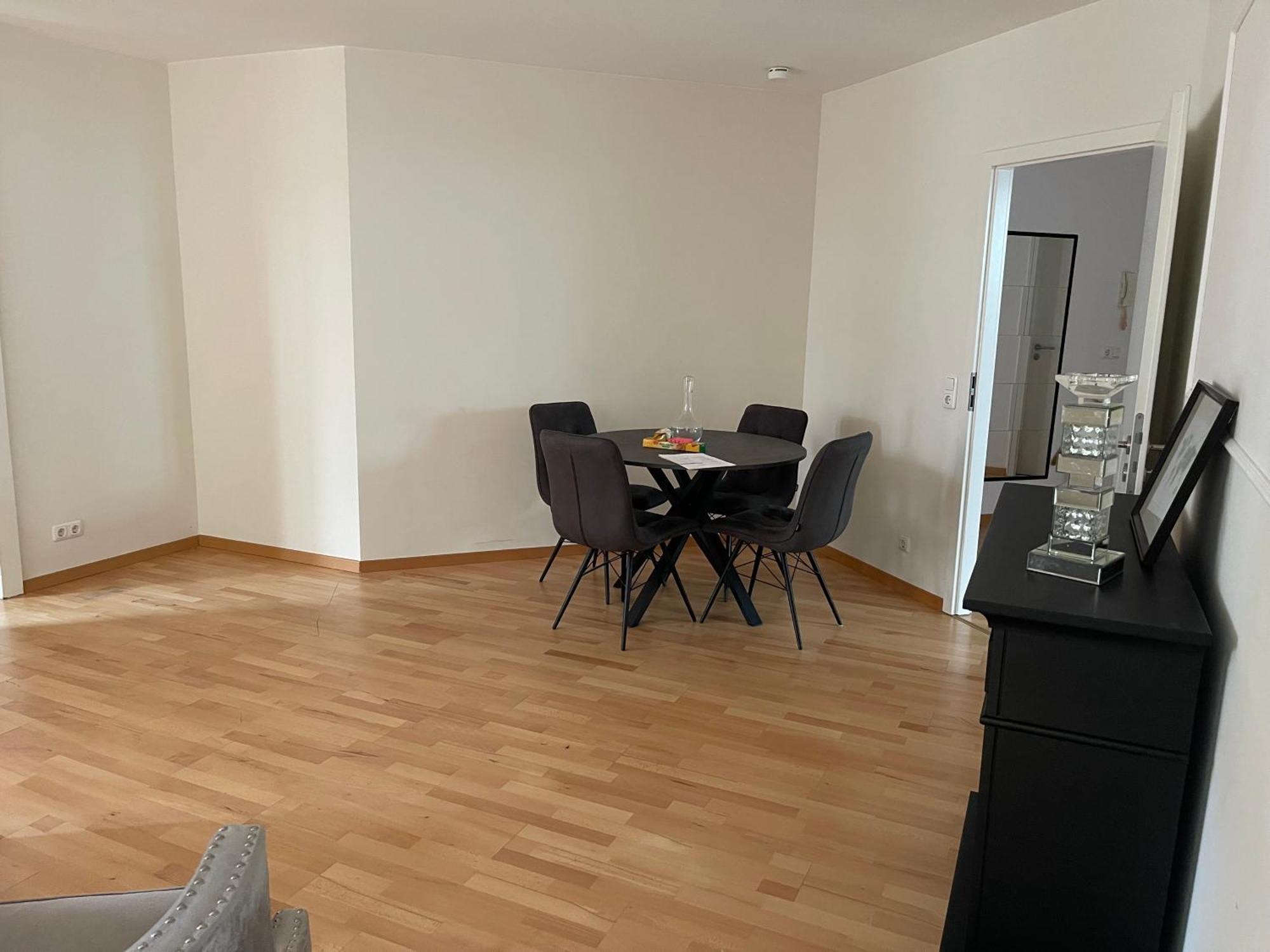 Charmante 3-zimmer-wohnung Zentral In * Wiesbaden